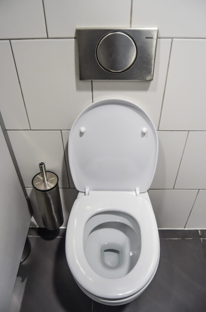 トイレ掃除を簡単に行う方法は？