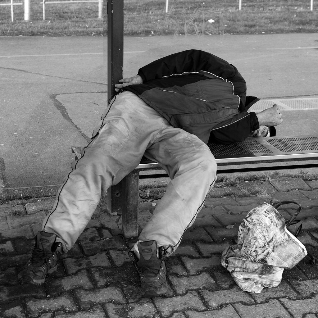 忙しい社会人が実践する自炊の工夫とは？