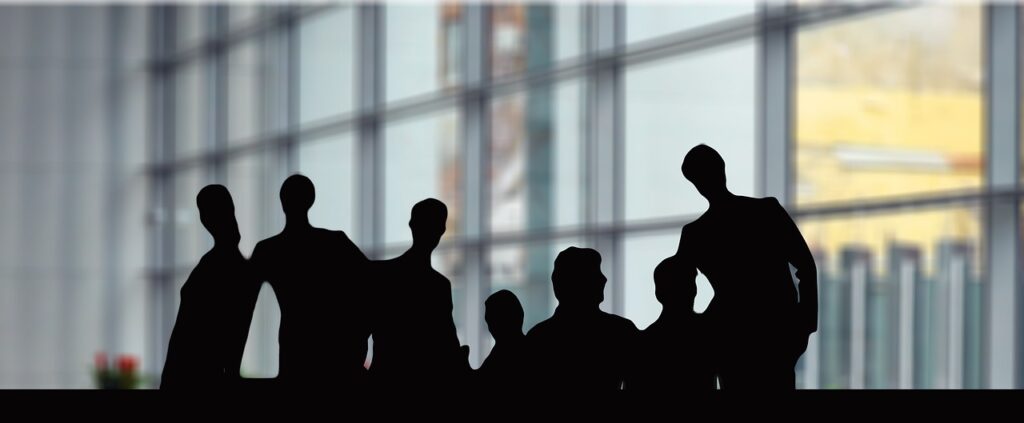 新社会人がスーツをクリーニングする頻度はどのくらいが理想？