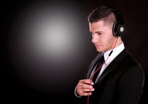 新社会人が知っておくべきスーツのクリーニング頻度は？
