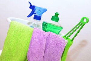 新卒の一人暮らしに最適なダイソーの掃除グッズはどれ？